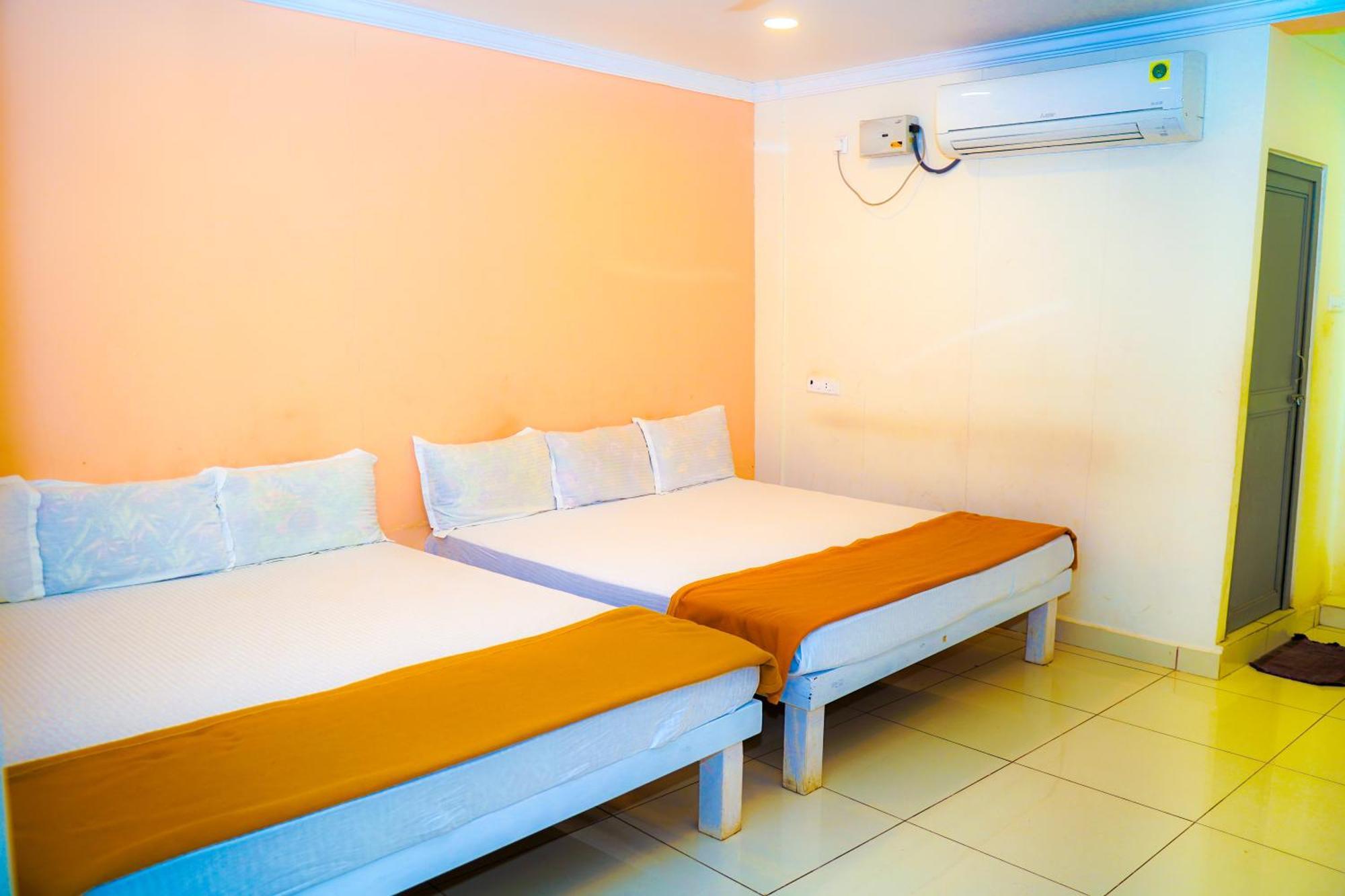 Aditi Rooms Tiruchirappalli Екстер'єр фото