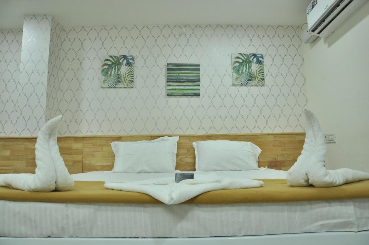 Aditi Rooms Tiruchirappalli Екстер'єр фото