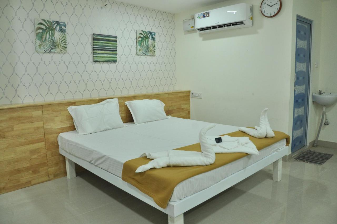 Aditi Rooms Tiruchirappalli Екстер'єр фото